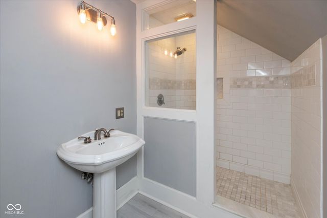 6862 Travis Road, Greenwood, IN 46143