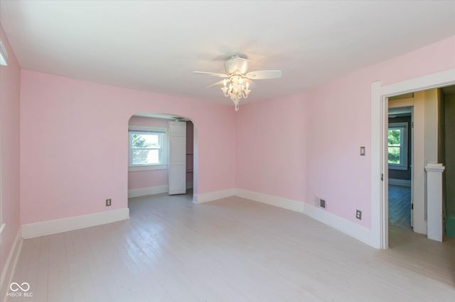 6862 Travis Road, Greenwood, IN 46143