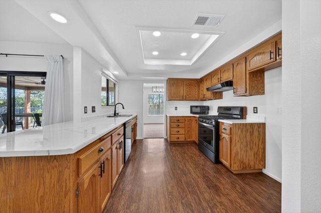 2867 Camulos Way, Redding, CA 96002