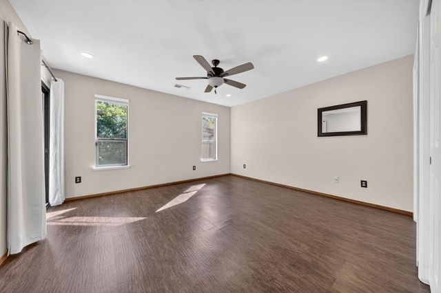 2867 Camulos Way, Redding, CA 96002