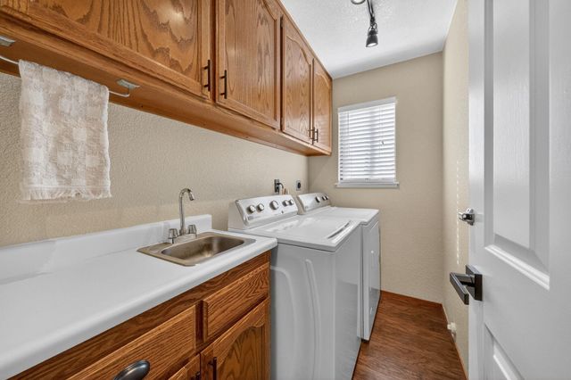 2867 Camulos Way, Redding, CA 96002