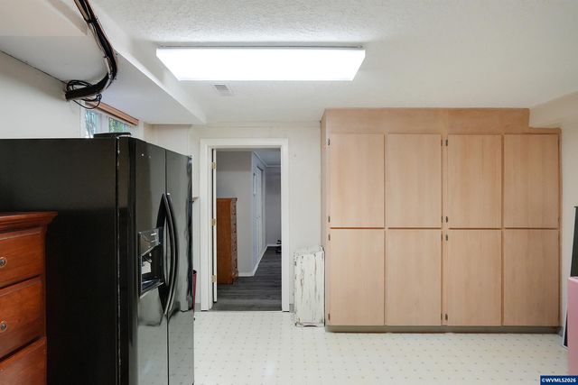 6135 Skyline Rd S, Salem, OR 97306