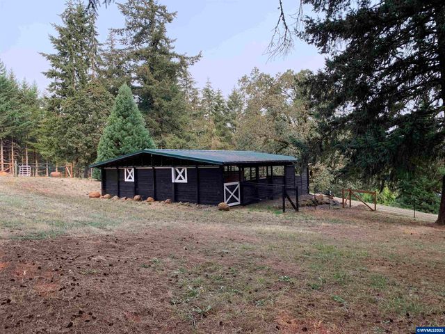 6135 Skyline Rd S, Salem, OR 97306
