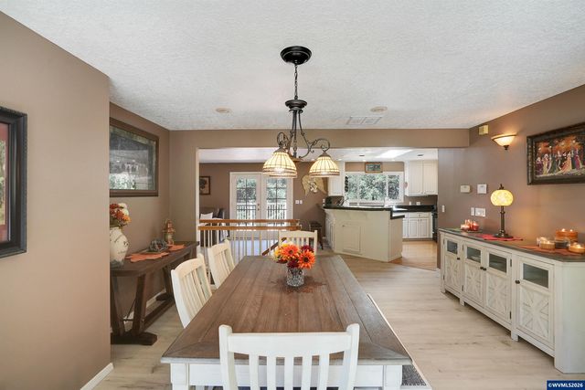 6135 Skyline Rd S, Salem, OR 97306