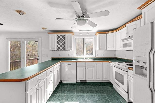 20 Dinahs Way, Wareham, MA 02571