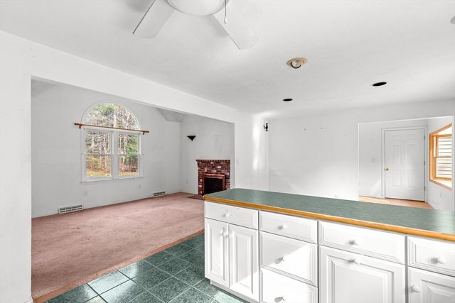 20 Dinahs Way, Wareham, MA 02571