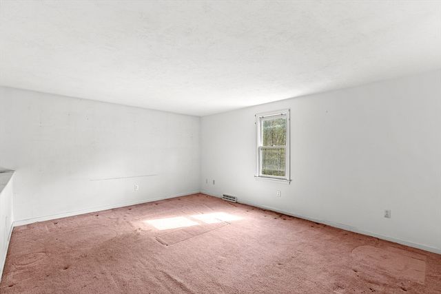 20 Dinahs Way, Wareham, MA 02571