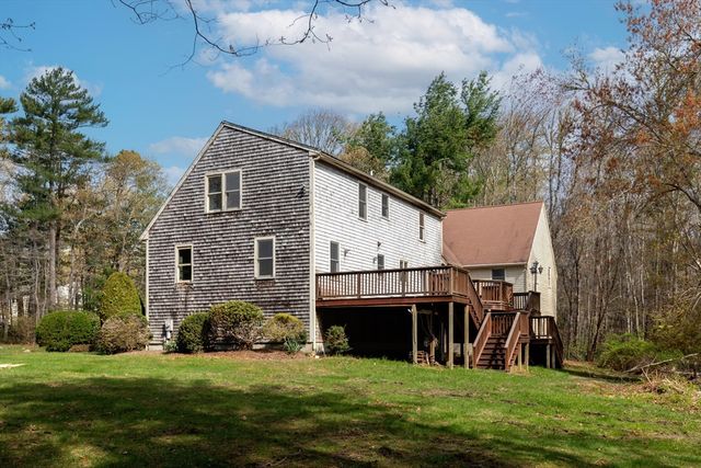 20 Dinahs Way, Wareham, MA 02571