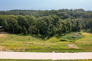 5309 Seminole Valley Trail NE, Cedar Rapids, IA 52411