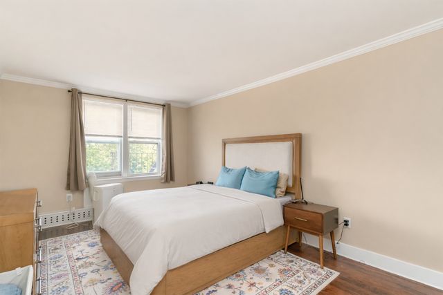 8470 129th St Apt 5R, New York City, NY 11415