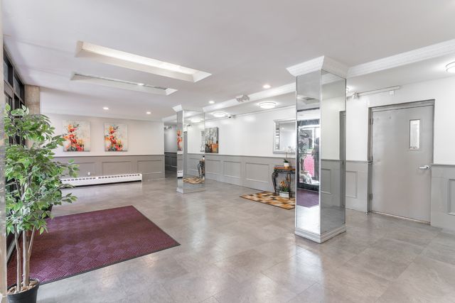 8470 129th St Apt 5R, New York City, NY 11415
