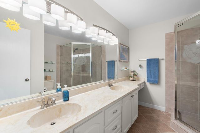 2116 NE 44TH Street, Lighthouse Point, FL 33064