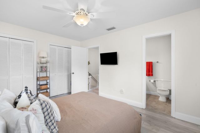 2116 NE 44TH Street, Lighthouse Point, FL 33064