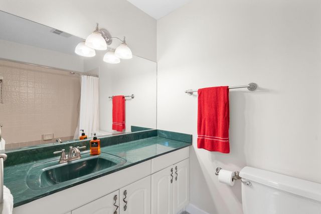 2116 NE 44TH Street, Lighthouse Point, FL 33064