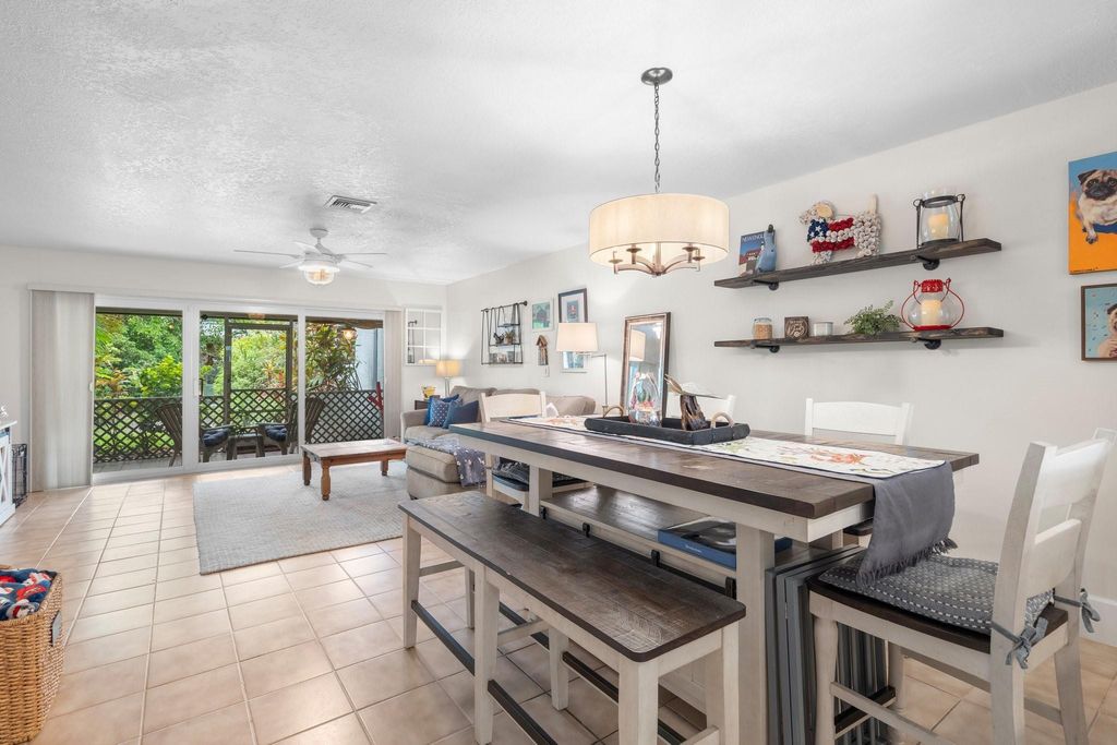 2116 NE 44TH Street, Lighthouse Point, FL 33064