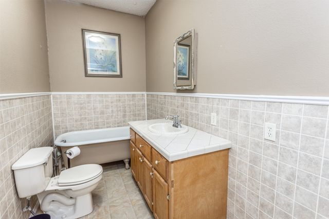 107 CR 173, Gainesville, TX 76240