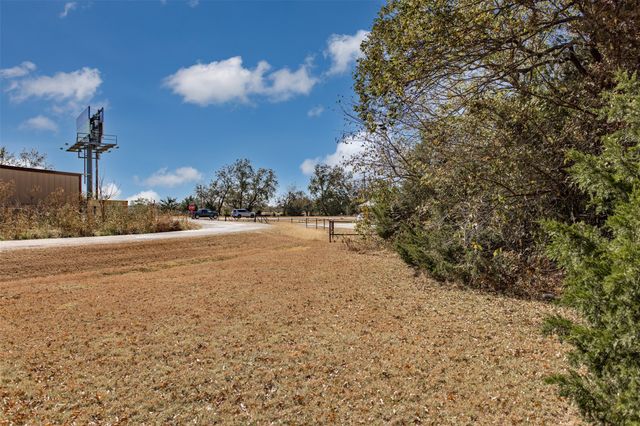 107 CR 173, Gainesville, TX 76240