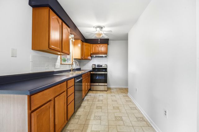 2277 CONCORDIA DR, Columbia, MO 65203