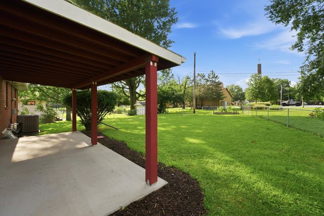 2277 CONCORDIA DR, Columbia, MO 65203
