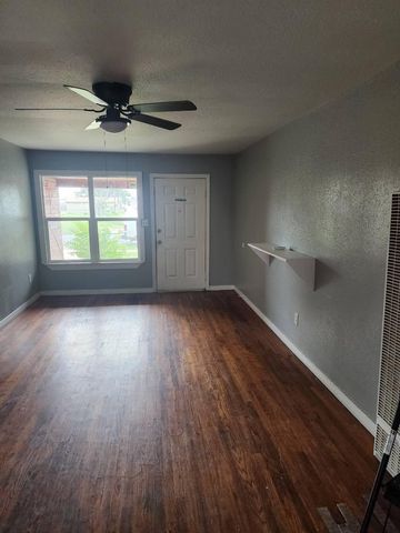 2104 Date Avenue, Lubbock, TX 79404