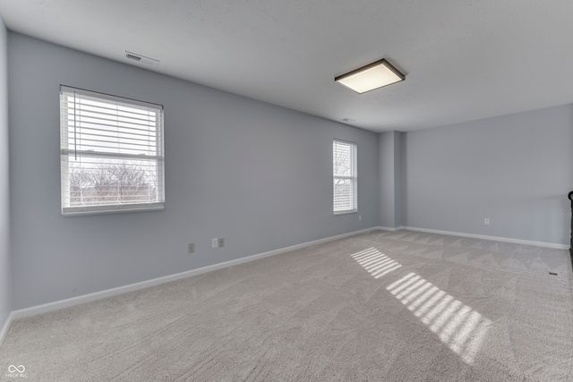 1023 Quarterhorse Run, Bargersville, IN 46106