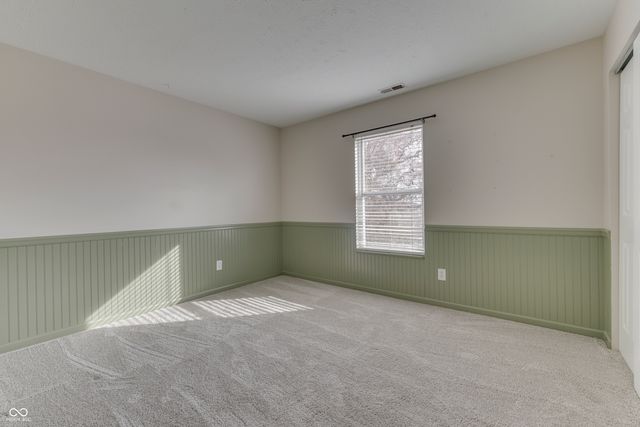 1023 Quarterhorse Run, Bargersville, IN 46106