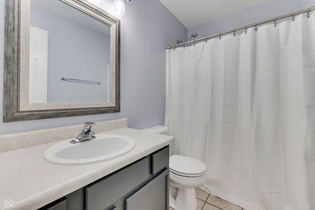 1023 Quarterhorse Run, Bargersville, IN 46106