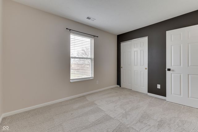 1023 Quarterhorse Run, Bargersville, IN 46106