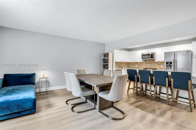 3350 NE 192nd Street 4Q-B, Aventura, FL 33180