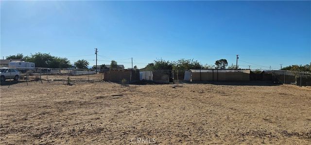 15638 Burwood, Victorville, CA 92394