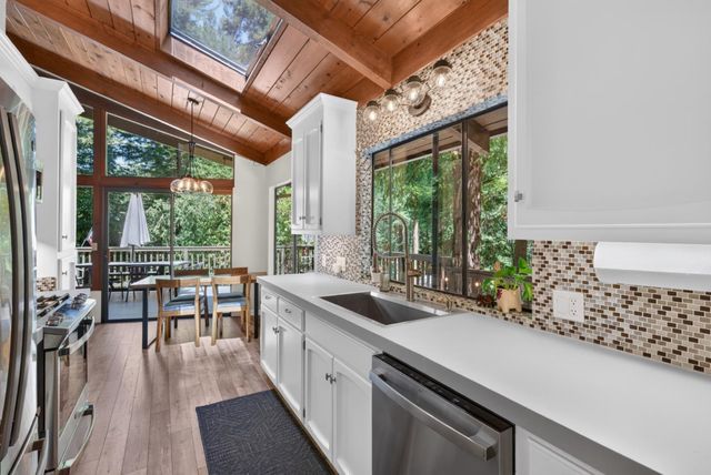 15551 Forest Hill Drive, Boulder Creek, CA 95006