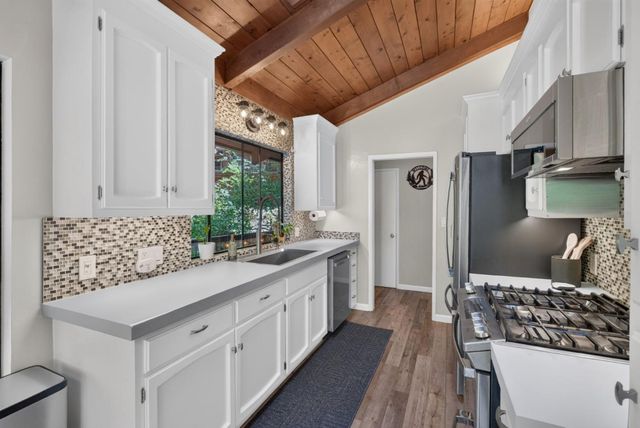 15551 Forest Hill Drive, Boulder Creek, CA 95006