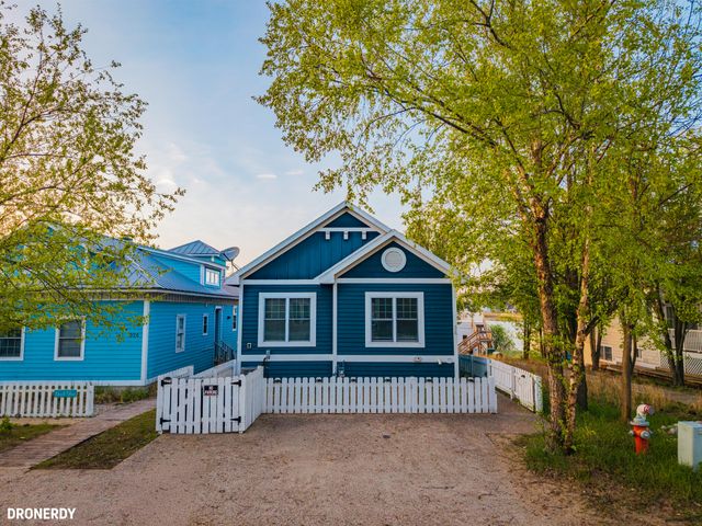 328 Beachwalk Lane, Michigan City, IN 46360