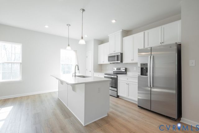 3131 Perdue Springs Dr, Chester, VA 23831
