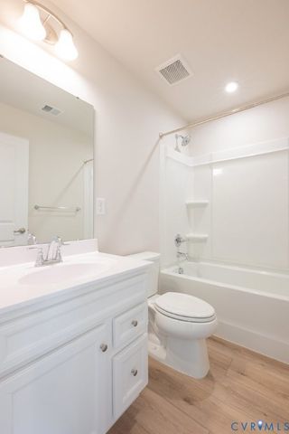 3131 Perdue Springs Dr, Chester, VA 23831