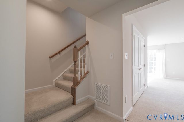 3131 Perdue Springs Dr, Chester, VA 23831
