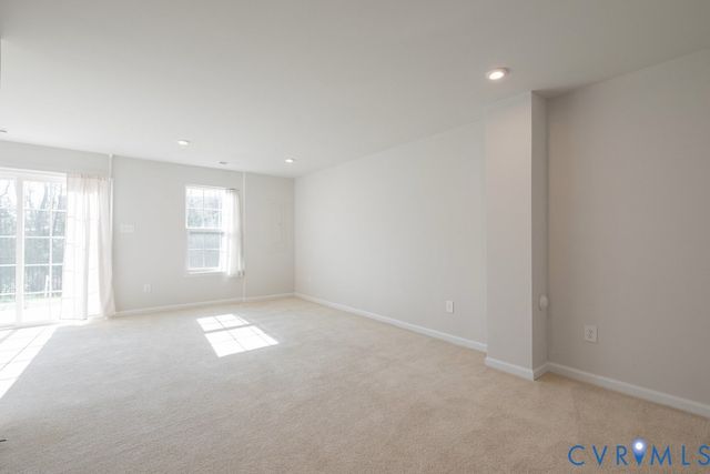 3131 Perdue Springs Dr, Chester, VA 23831