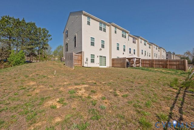 3131 Perdue Springs Dr, Chester, VA 23831