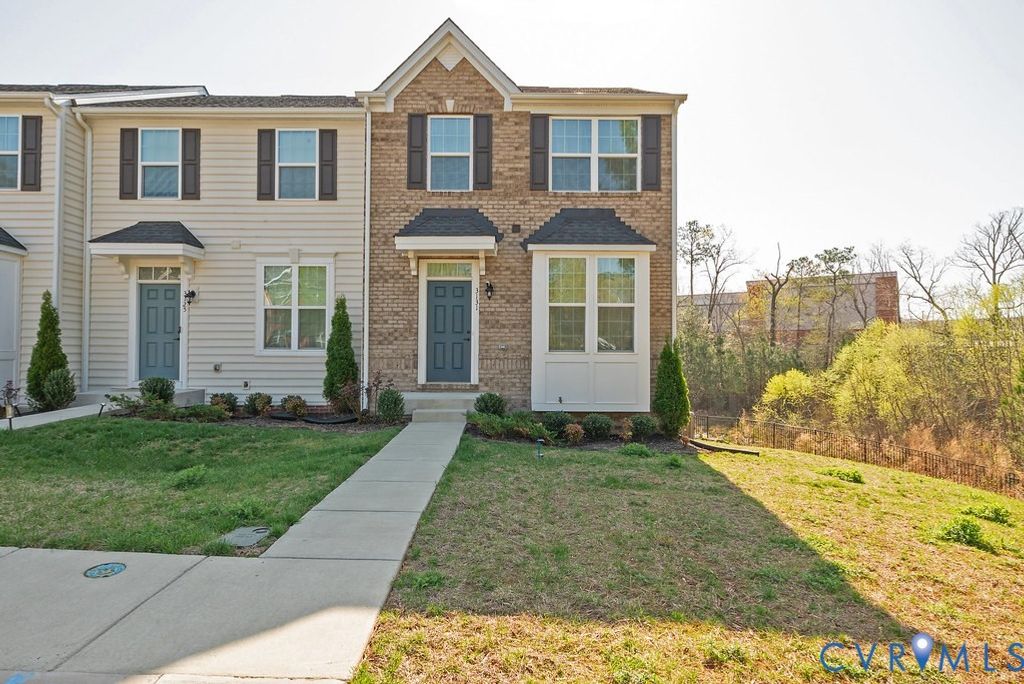 3131 Perdue Springs Dr, Chester, VA 23831