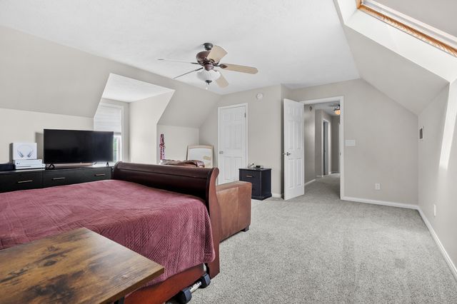 39166 36th Avenue, Paw Paw, MI 49079