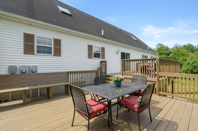 39166 36th Avenue, Paw Paw, MI 49079
