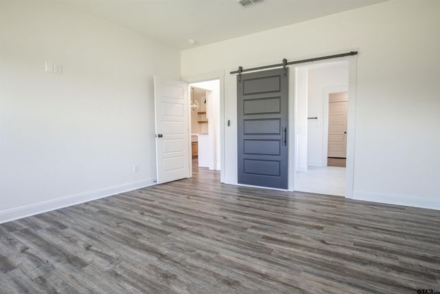 15207 CR 220, Tyler, TX 75707