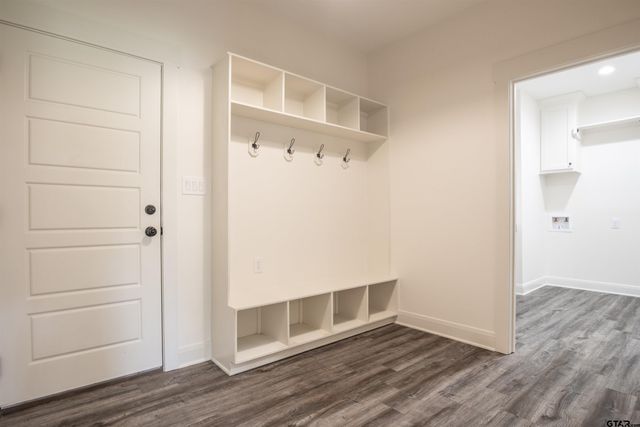 15207 CR 220, Tyler, TX 75707