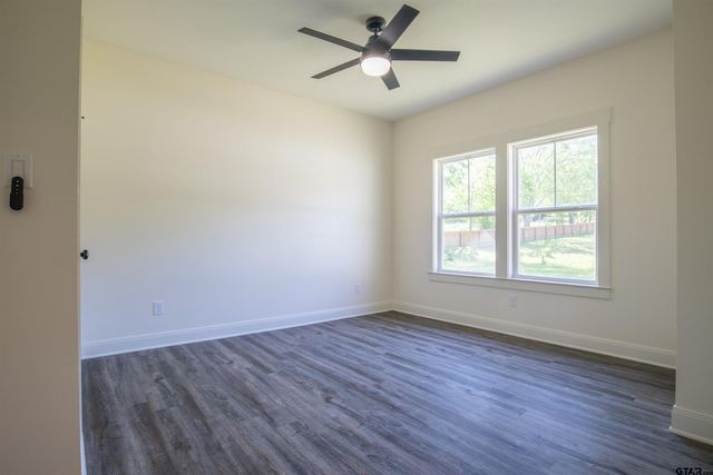 15207 CR 220, Tyler, TX 75707