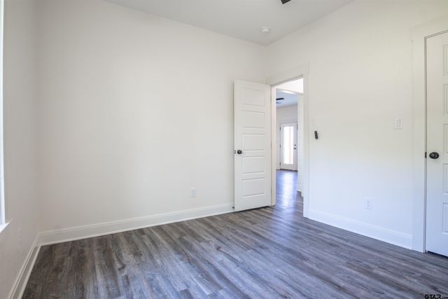 15207 CR 220, Tyler, TX 75707