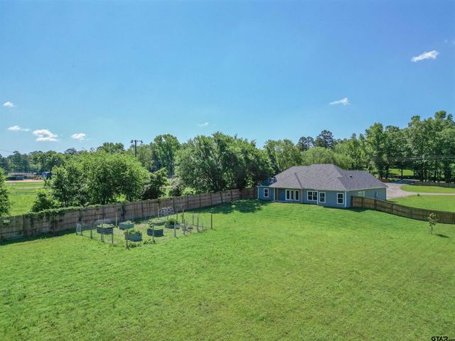 15207 CR 220, Tyler, TX 75707