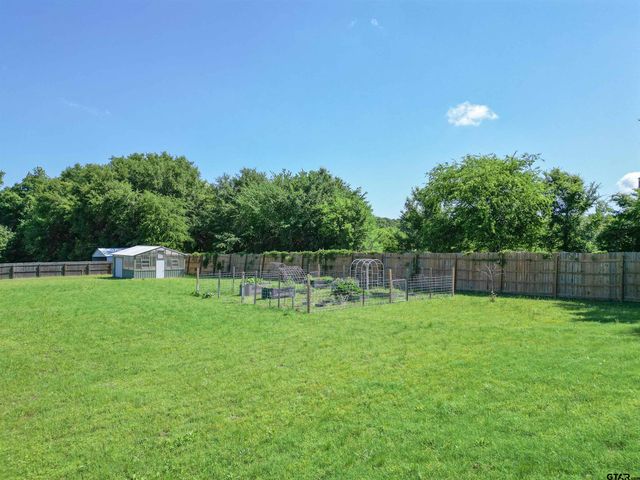 15207 CR 220, Tyler, TX 75707