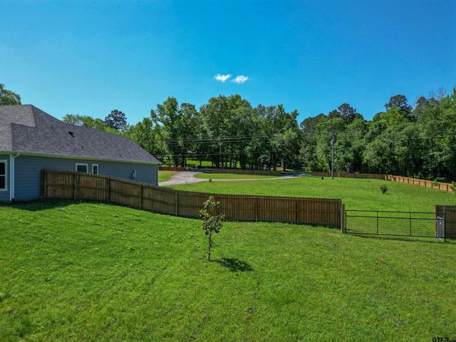 15207 CR 220, Tyler, TX 75707