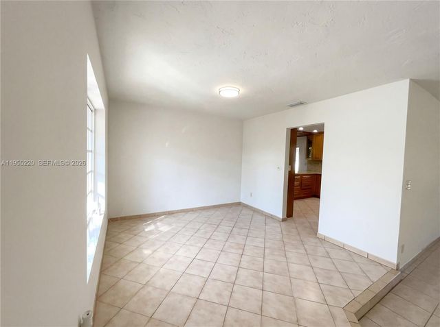 10001 SW 99th Avenue, Miami, FL 33176