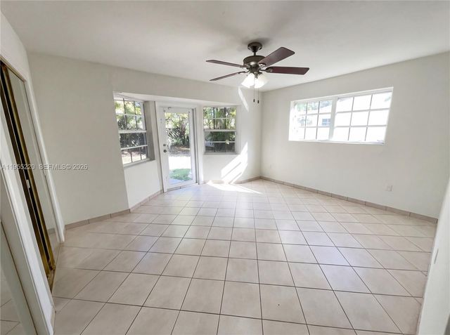 10001 SW 99th Avenue, Miami, FL 33176
